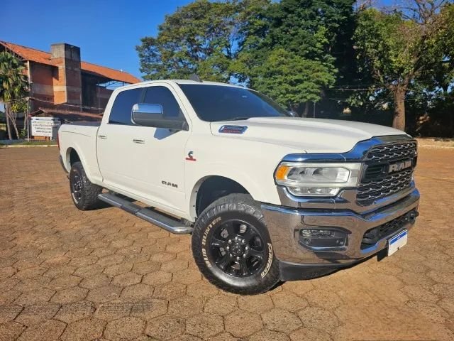 Ram 2500 Laramie ano 19/19 super conservada