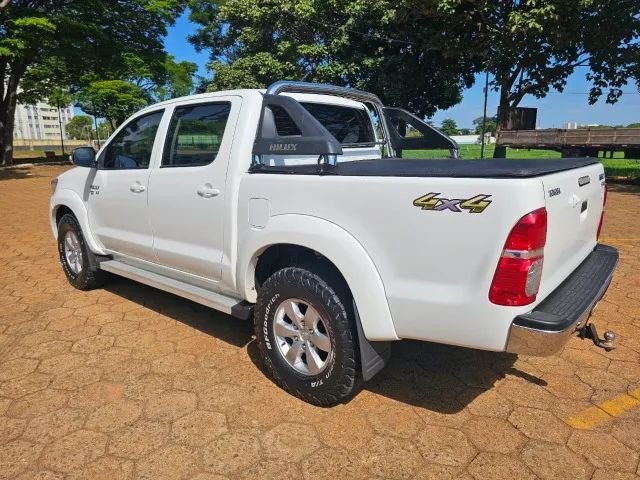 Toyota Hilux SRV 2.7 Flex