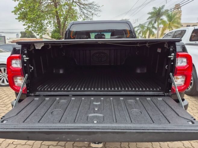 Hilux SRV 2024 c/ acessórios da GR-S