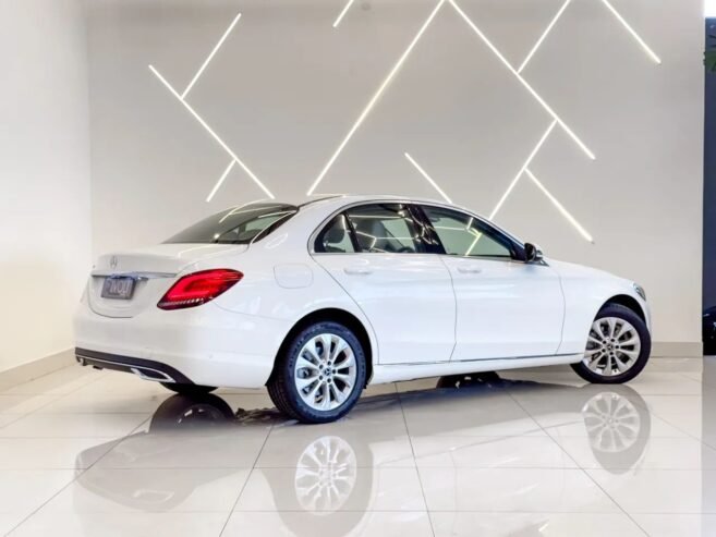 Mercedes-Benz C 180 1.6 Cgi Flex Avantgarde 9G-Tronic